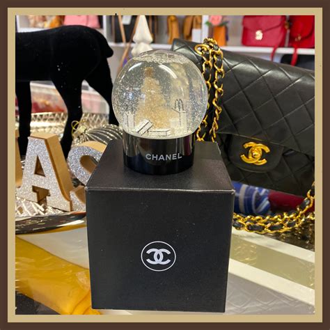 chanel weihnachtskugel|chanel gift shop online.